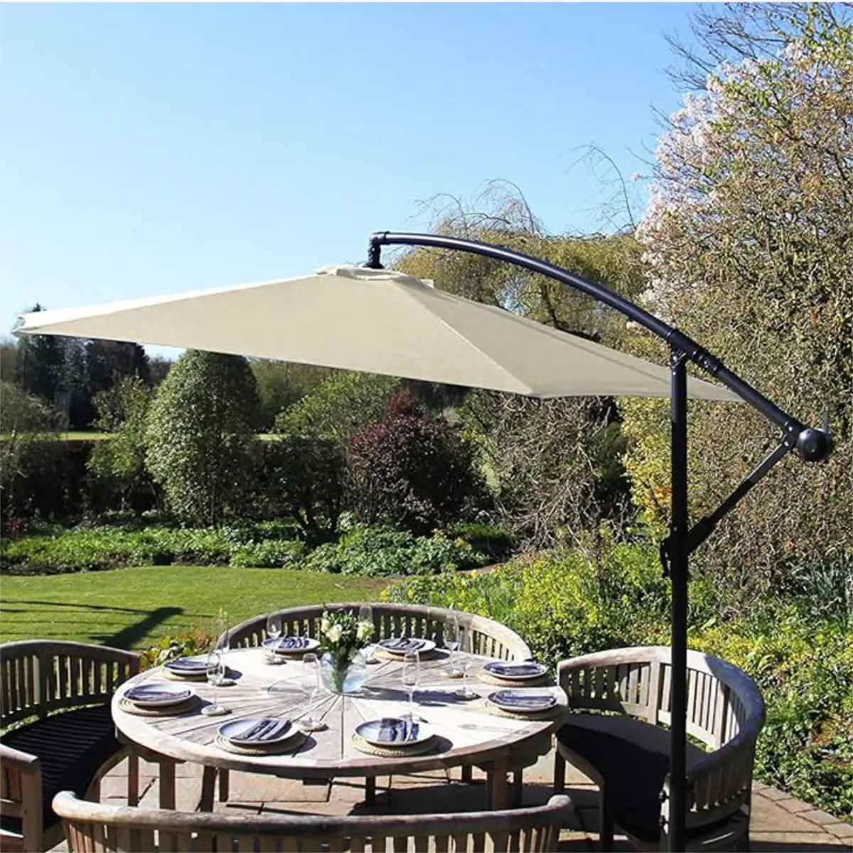 Nina Giba - Končno senčnik, ki res pokrije celotno mizo!